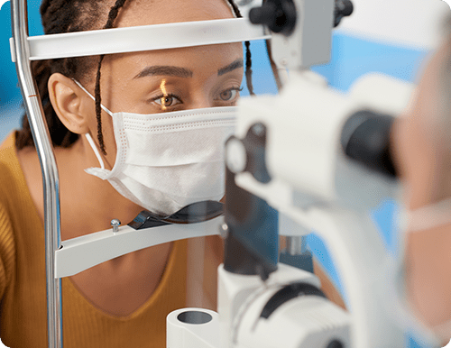 S2IMG Woman touching eyes